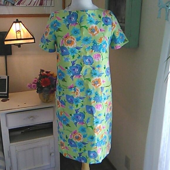 Laura Madrigano Shift Dress - Picture 1 of 9